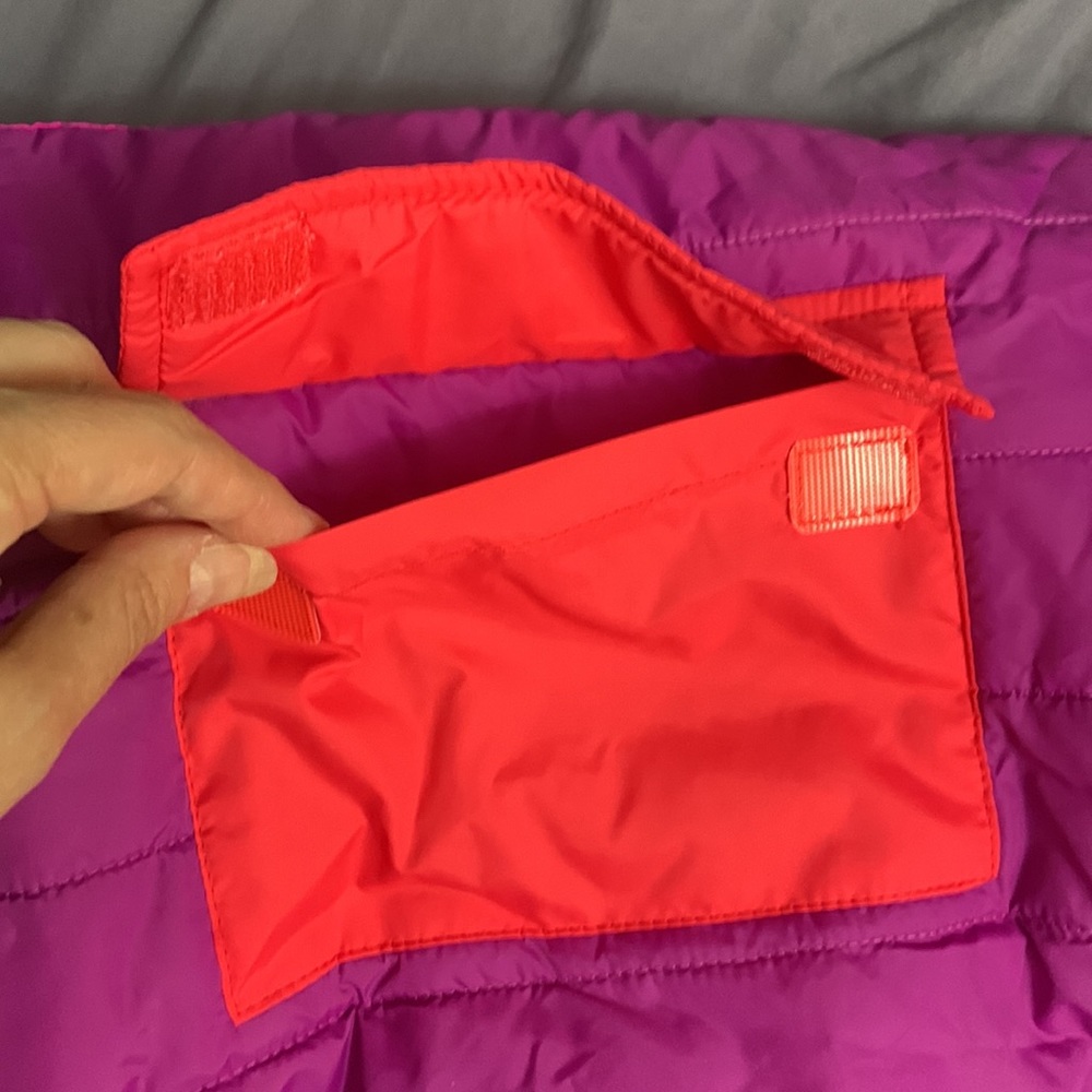 🥳Host Pick🤩NWOT fuchsia dog jacket - Picture 4 of 4